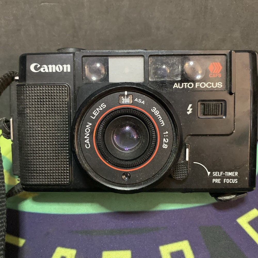 Canon AF35M Autoboy Sure Shot Point & Shoot 35mm Film Camera Untested B2